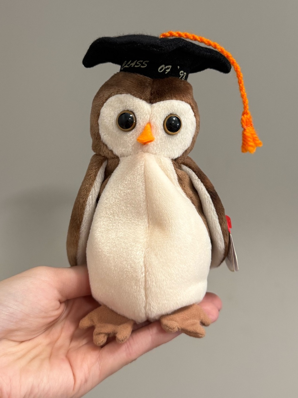 Ty Beanie Baby WISE the Graduation Owl